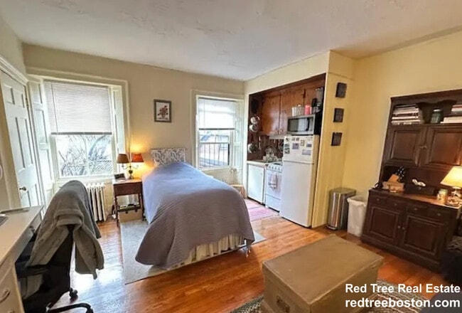 Building Photo - 90 Myrtle St Unit 4