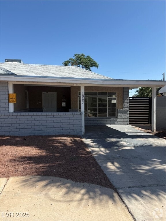 Building Photo - 1067 Sweeney Ave Rental