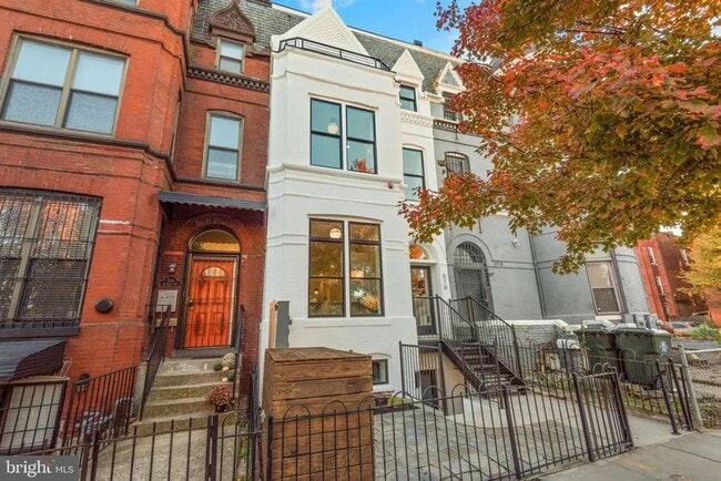 Photo - 516 M St NW Unit 3
