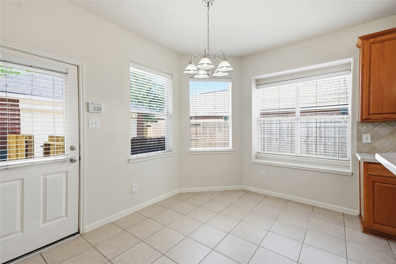 Photo - 6165 Darlington Ct