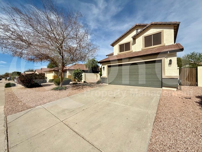 Building Photo - 3318 E Woodside Way