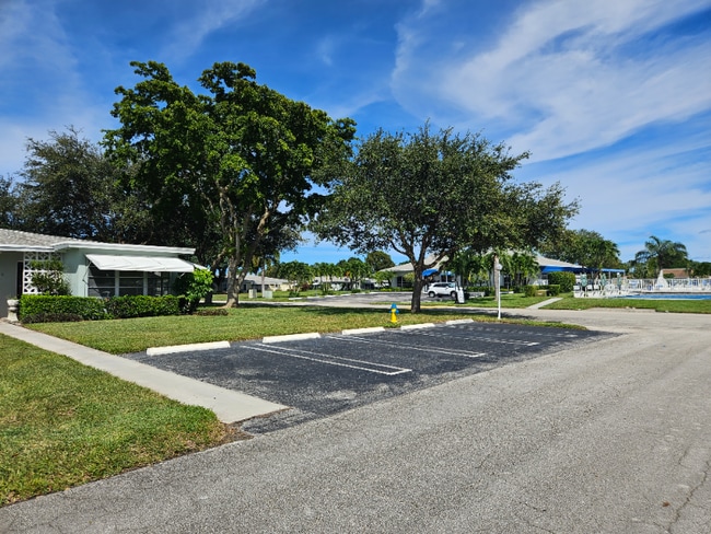 Photo - 277 W High Point Ct Unit Apt D