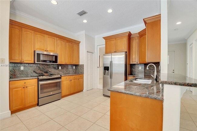 Photo - 17117 SW 82nd Ct