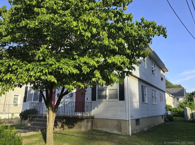 Photo - 307 Tolland St Unit A