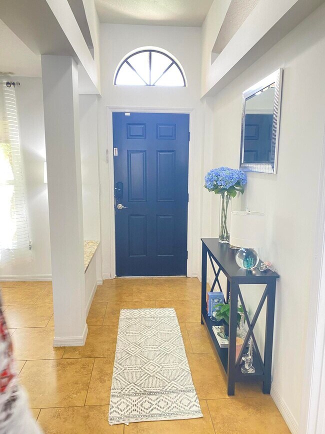 Photo - 4617 SW Tacoma St