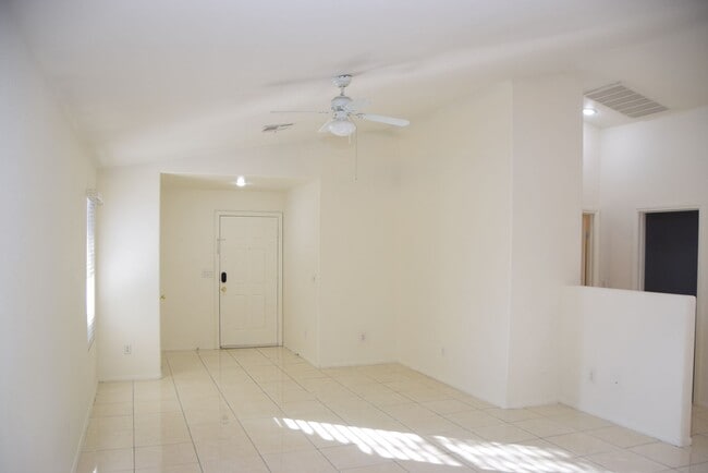 Photo - 3242 Velvet Rose St