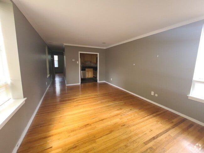 Building Photo - 226 Monroe St Unit #C Rental