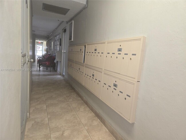 Photo - 330 SE 2nd St Unit 503H