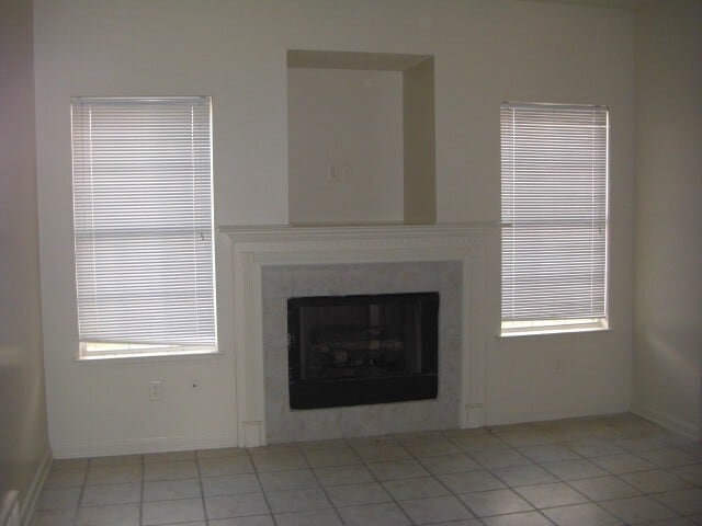 Photo - Under Repair!!