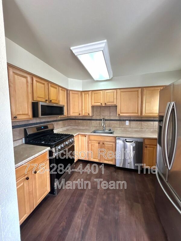 Photo - 25 Comstock Dr