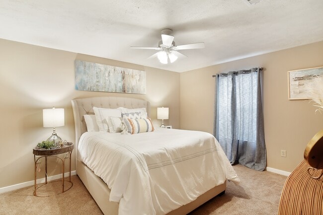 Parklane Apartment Homes