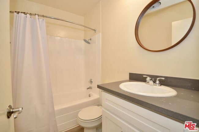 Photo - 18069 Coastline Dr Unit 9