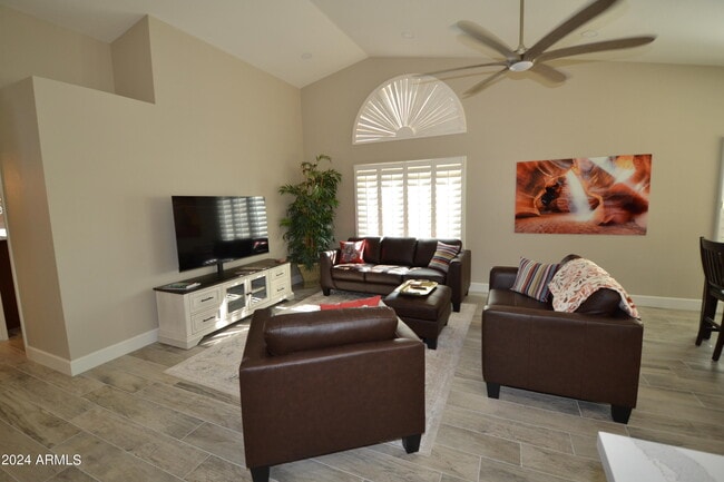 Photo - 19518 N 89th Dr