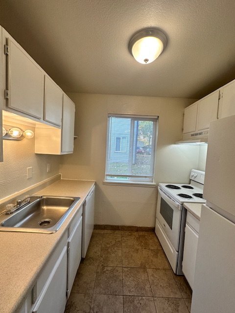 Photo - 2-Bedroom, First Floor Corner Unit, Near Transportation