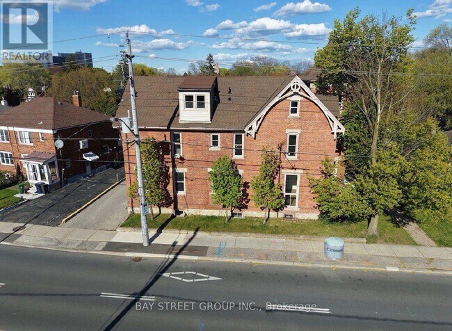Photo - 1311 Pape Ave Unit 9