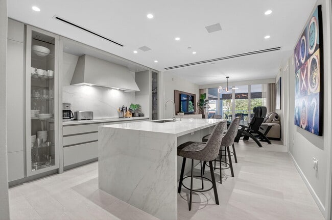 Photo - 200 SE Mizner Blvd Unit 204