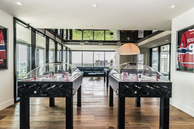 Photo - 1275 Av. des Canadiens-de-Montréal Unité SI ID1261849P