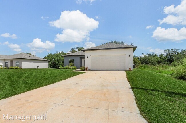 Photo - 3 br, 2 bath House - 710 Bedford Point Avenue