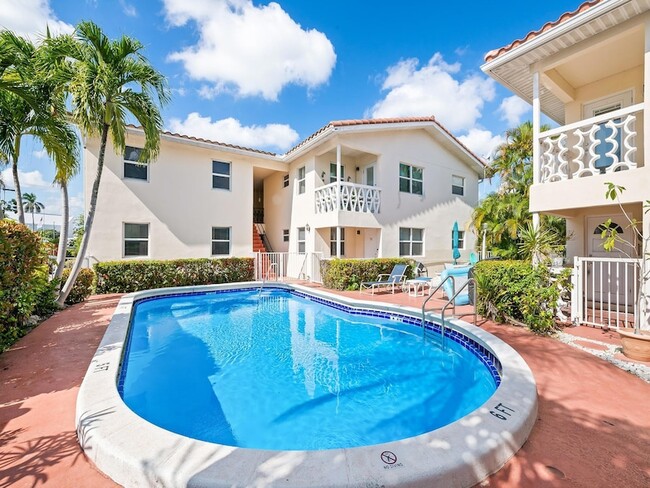 Photo - 2591 NE 55th Ct Unidad 102