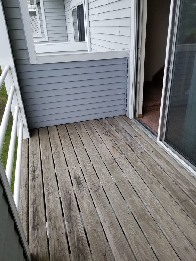 Photo - Cozy One Bedroom Loft Available NOW! Unidad 1617-309