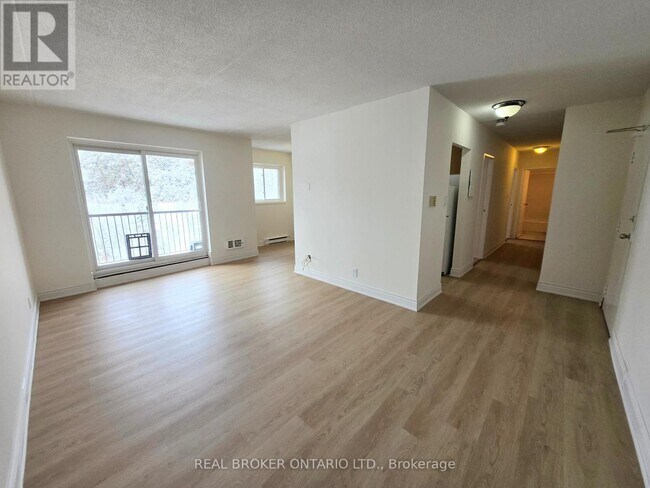 Photo - 15 Wellington Rd 124 Unité Apt #20