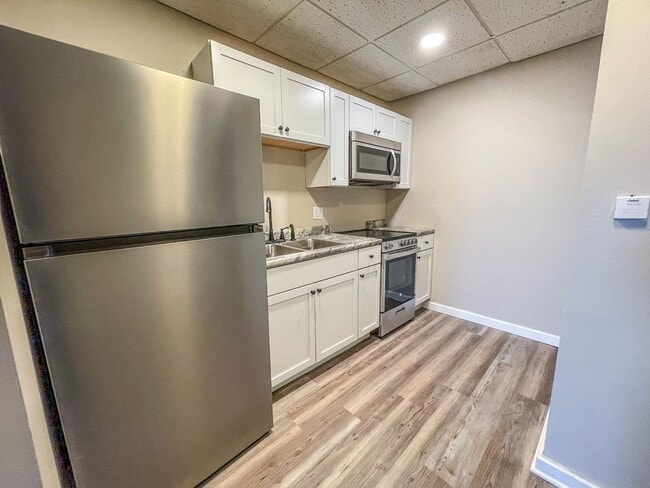 Photo - Beautifully Renovated 1 Bedroom Apartment with Private Entrance Unit Apt 1
