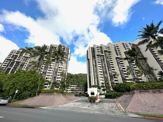 Building Photo - Partly Furnished 2 Bedroom, 2 Bathroom, 2 Parking (Mauna Luan Hawaii Kai) Unit 9A