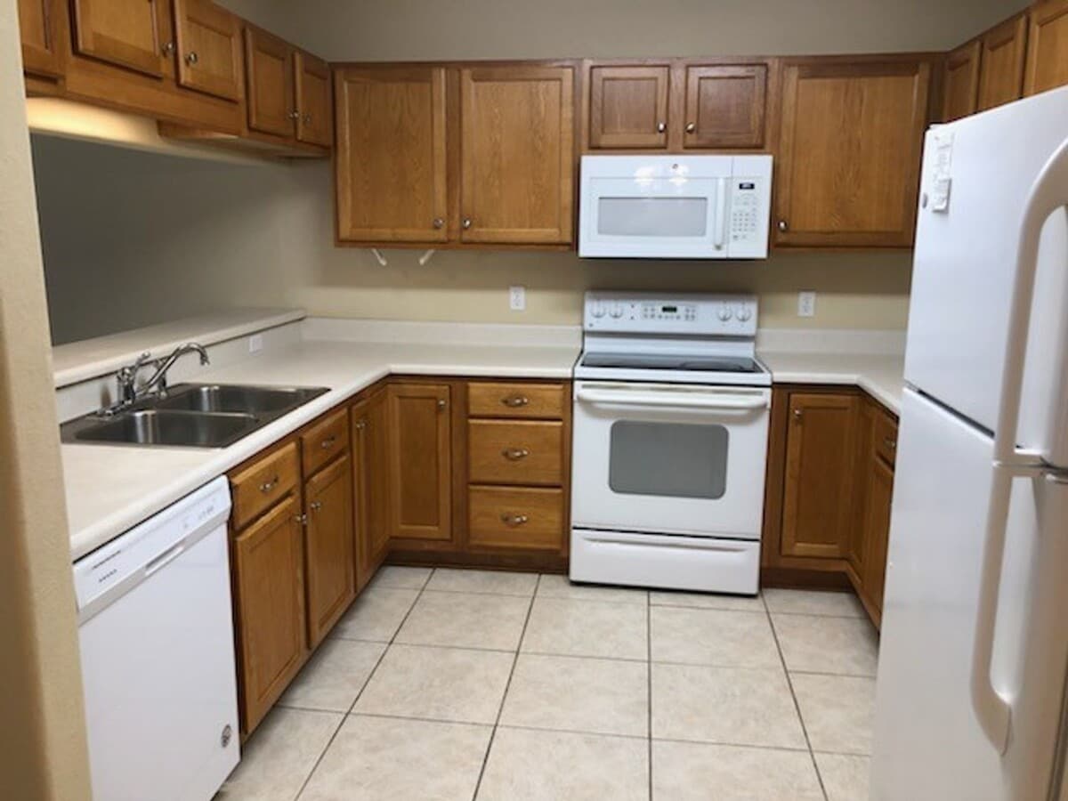 Photo - Townhouse in Camelot