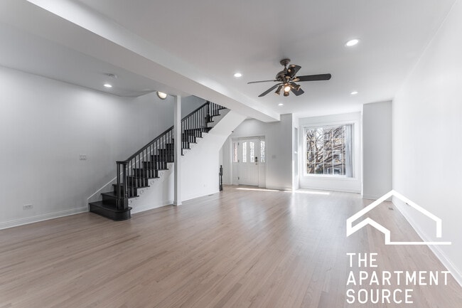 Photo - 2522 N Artesian Ave Unidad SFH