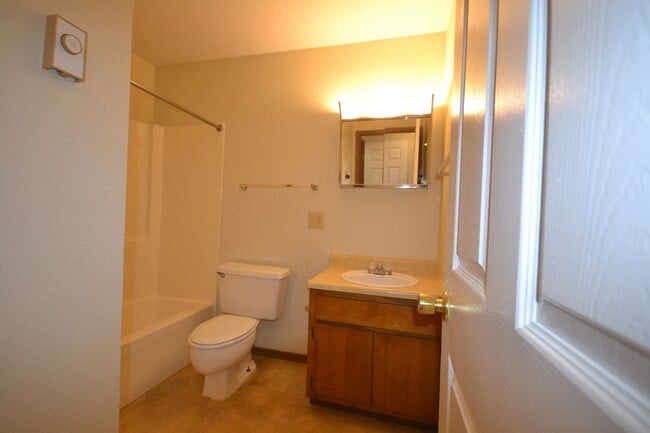 Marshfield Apartments