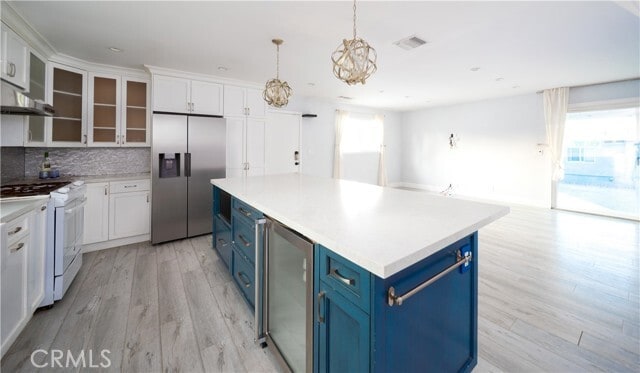 Photo - 22149 Victory Blvd