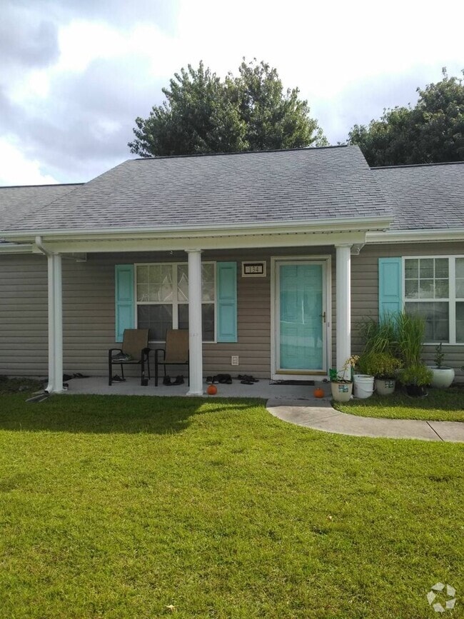 Building Photo - 134 Corinth Dr Rental