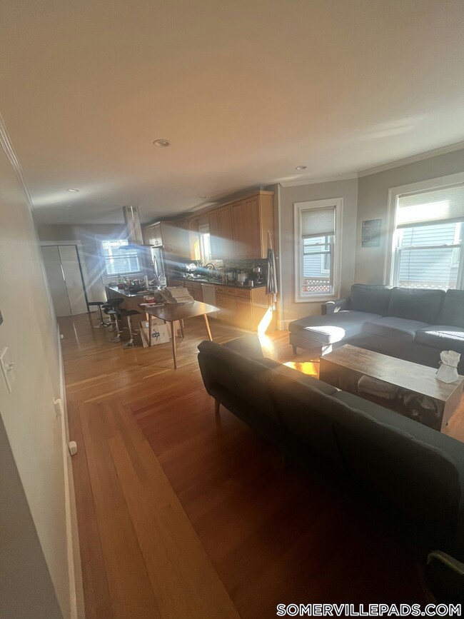 201 College Ave Unit 1