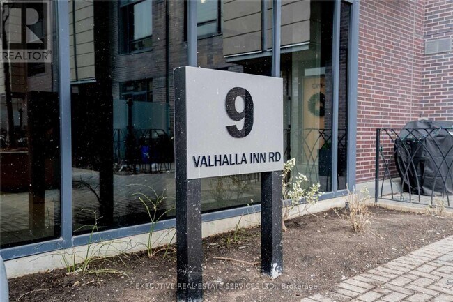 Photo - 9 Valhalla Inn Rd Unit 906