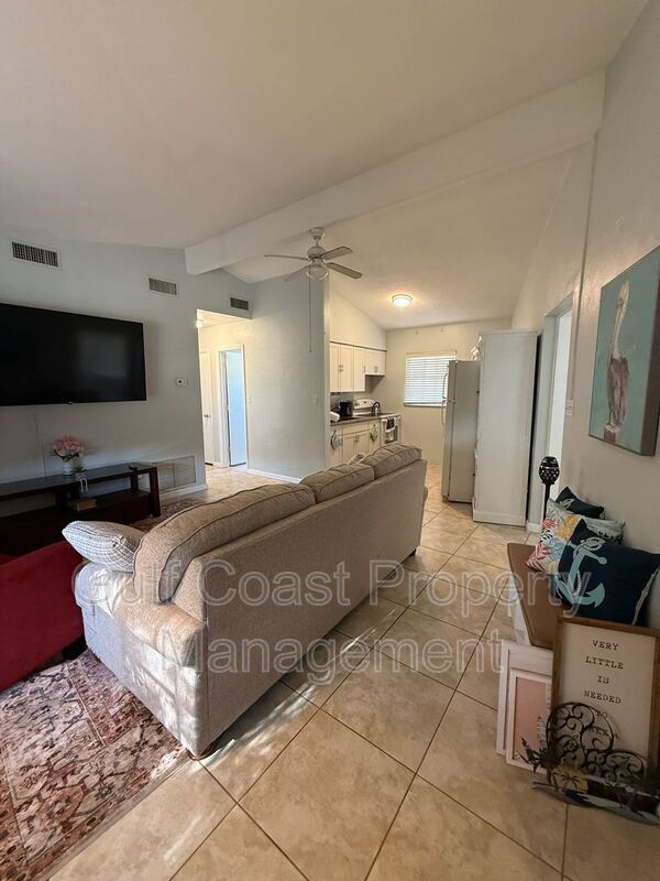 Photo - 1949 Forked Creek Dr