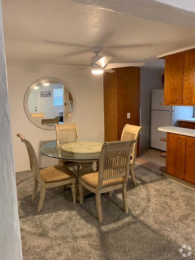 Building Photo - 303 Indian Hills Dr Unit 1 Rental
