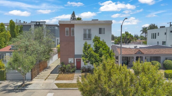 Building Photo - 1846 S Curson Ave Unit 1846