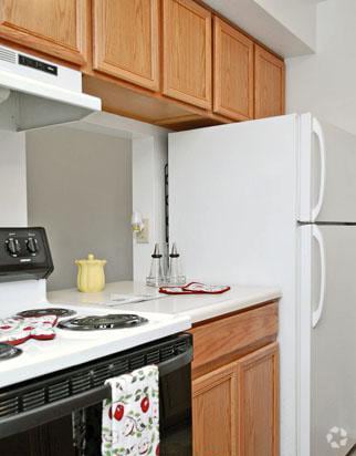 Photo - Shadow Hill Apartments and Townhouses