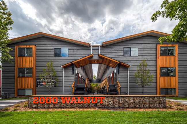 2000 Walnut Building View - 2000 Walnut Rental