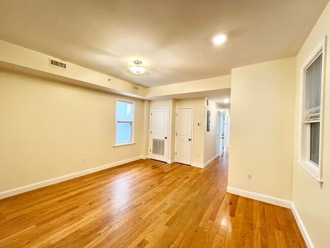52 Guild St Unidad 2