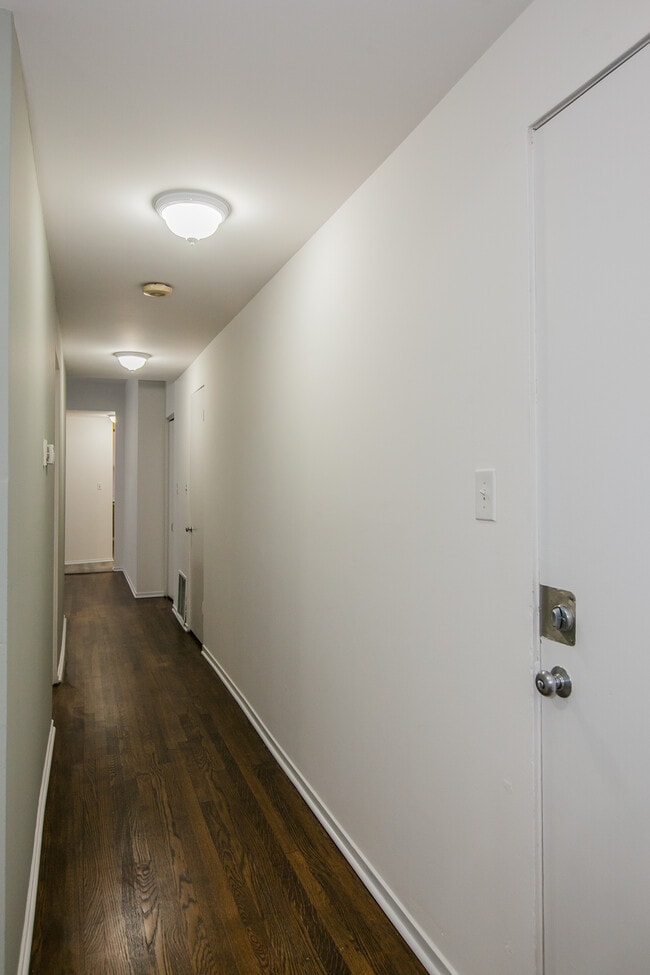 Photo - 727 W Cornelia Ave Unit 3450 2