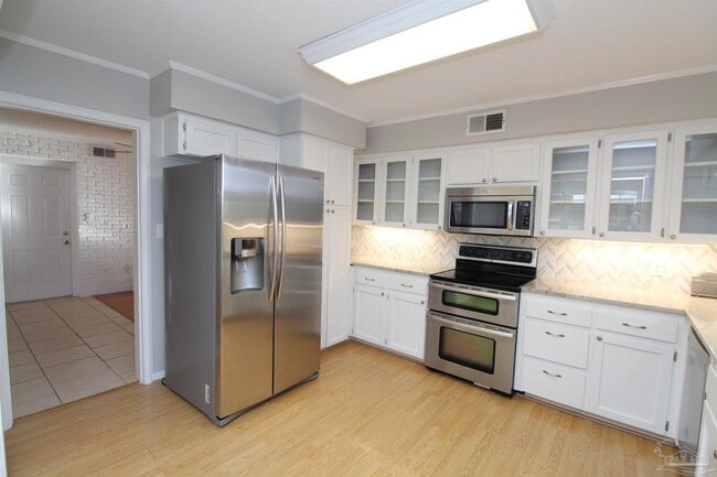 Photo - 4206 Lynn Ora Dr