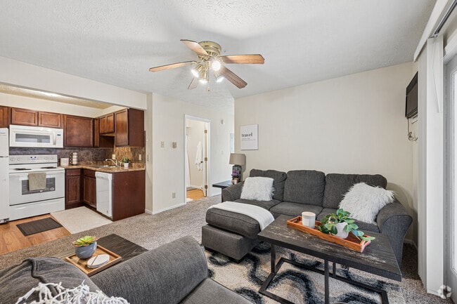 2BR, 1BA - 649SF - Living Room/Kitchen - 271