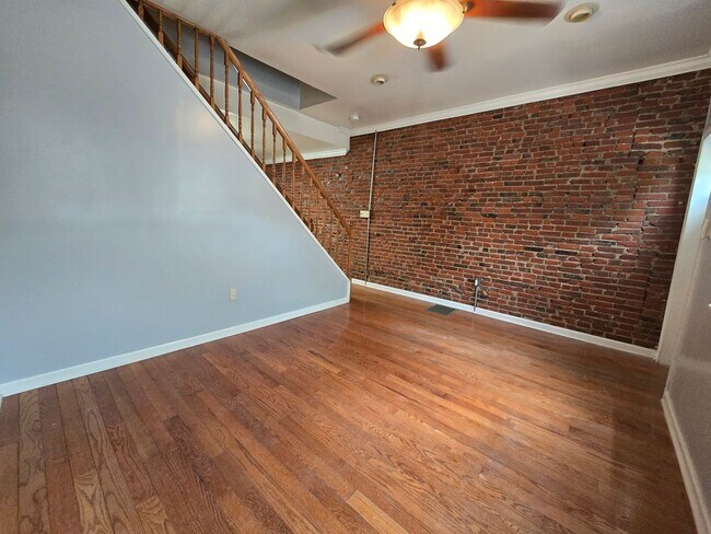 Bright 2 bed 1 bath in graduate hospital! - Bright 2 bed 1 bath in graduate hospital! Casa