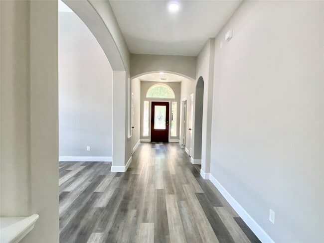 Photo - 1905 Grand Willow Ln