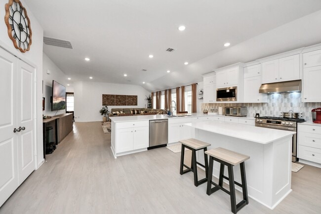 Photo - 8202 Tempest Stone Dr