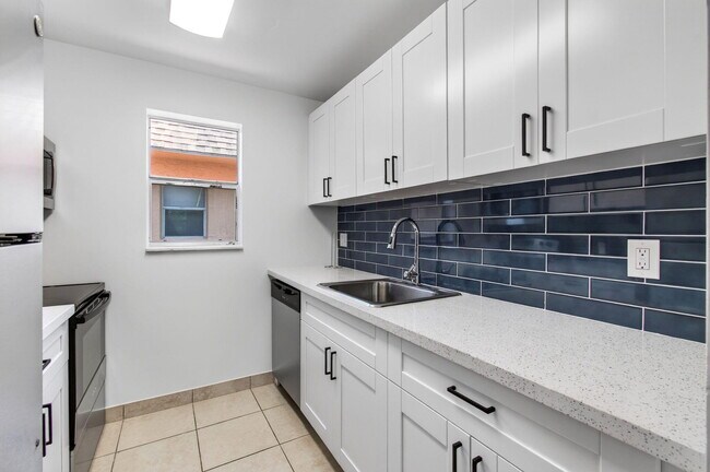 Photo - 450 SW 2nd Ave Unit 205