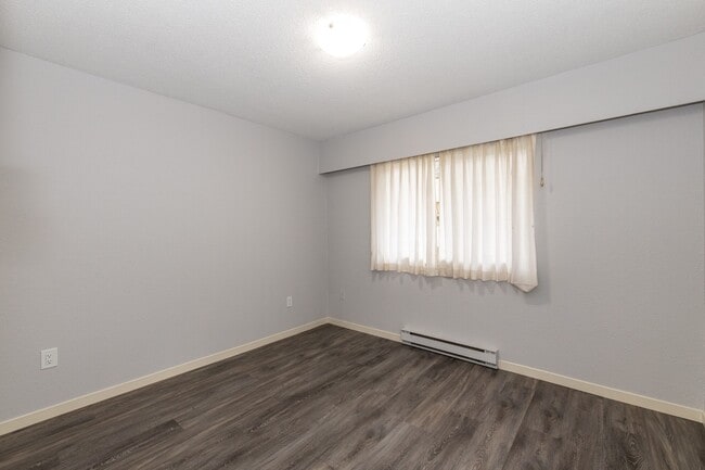 Photo - Graham House Apartments