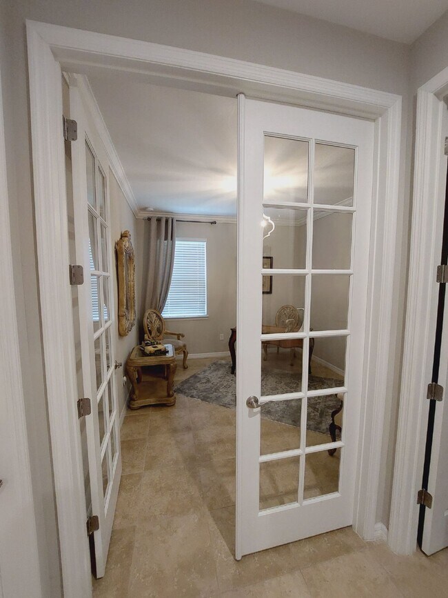Luxurious Home in Toscana Isles Gated Community