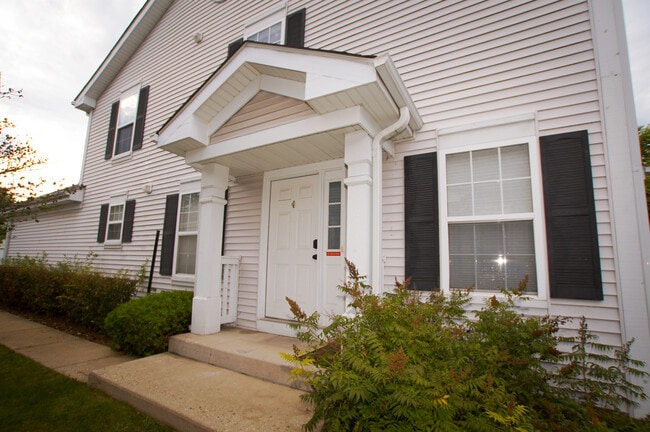 Photo - 1415 Wesley Ct